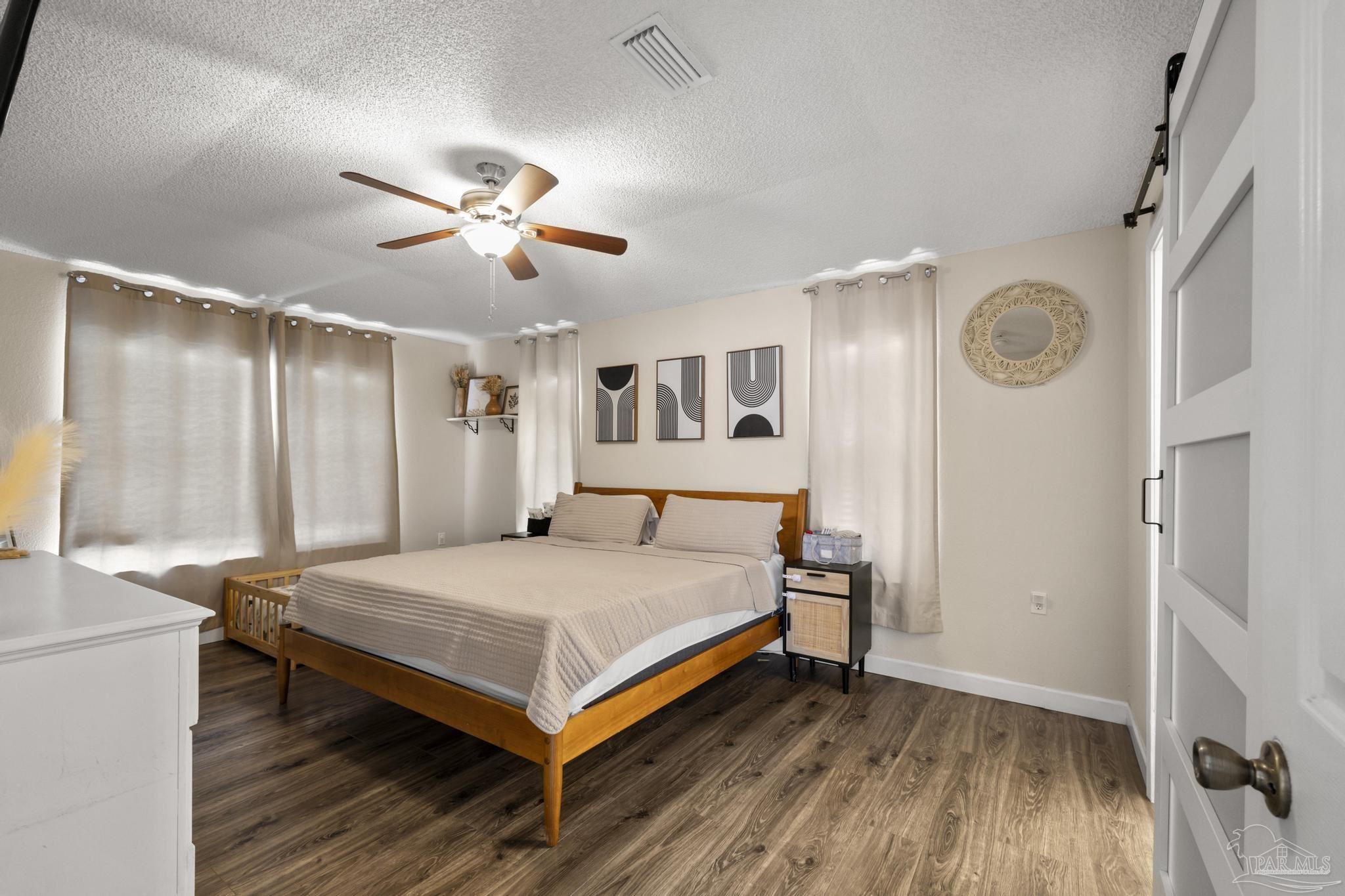 5576 Shadow Shore Pl