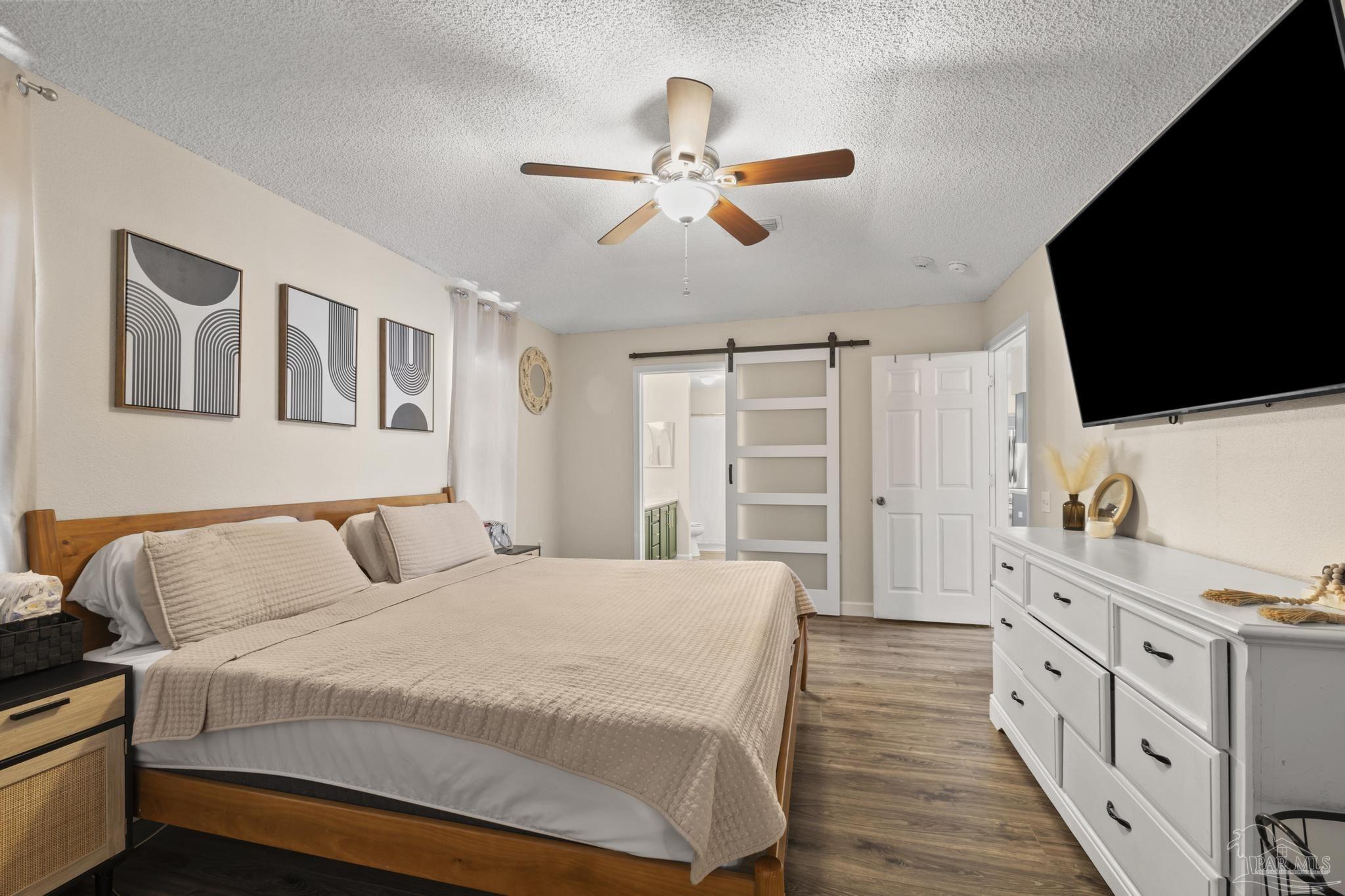 5576 Shadow Shore Pl
