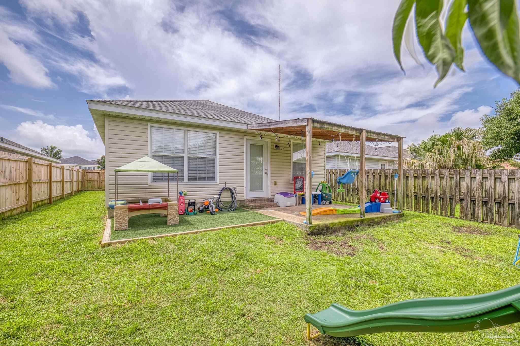 5576 Shadow Shore Pl