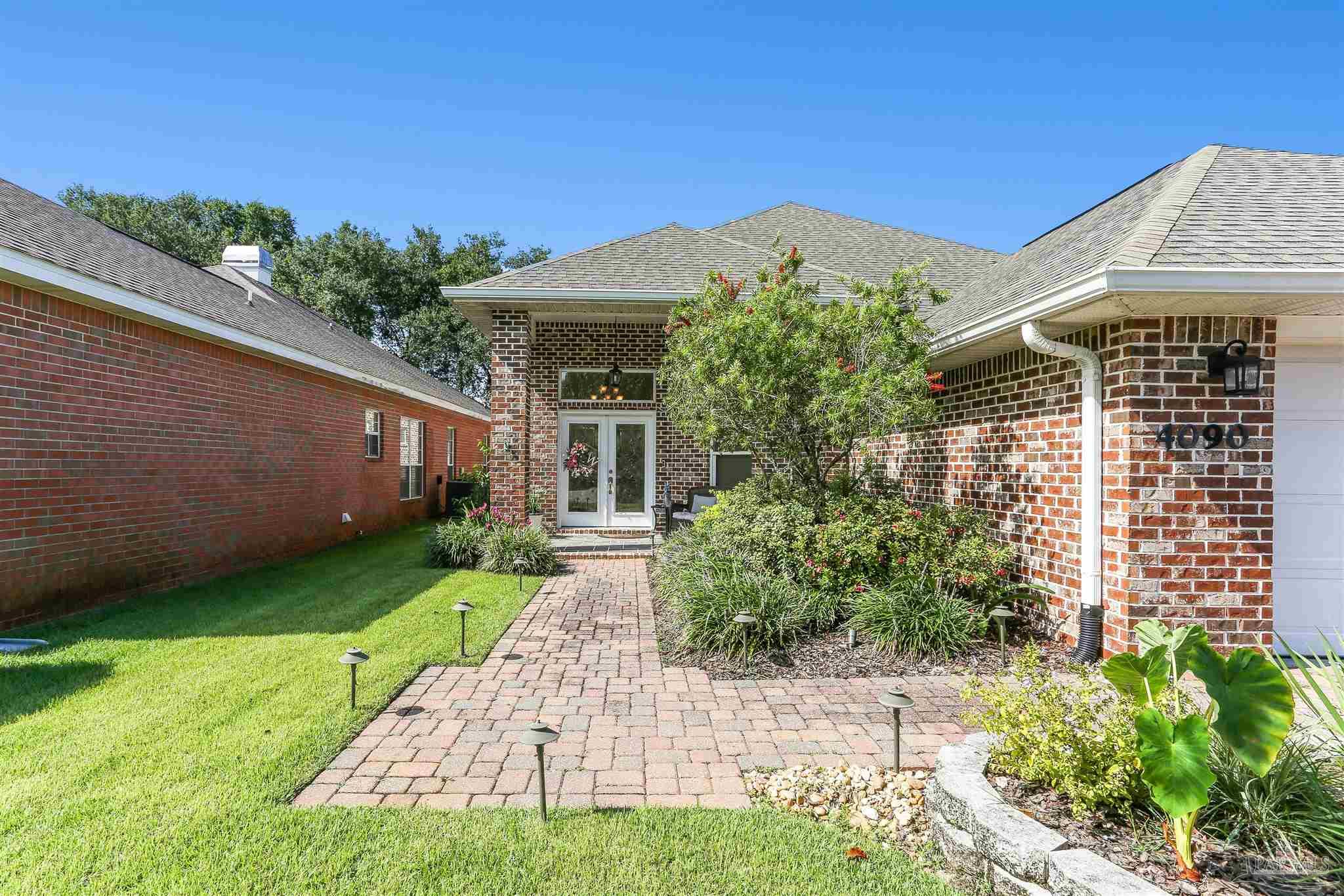 4090 Oak Pointe Dr