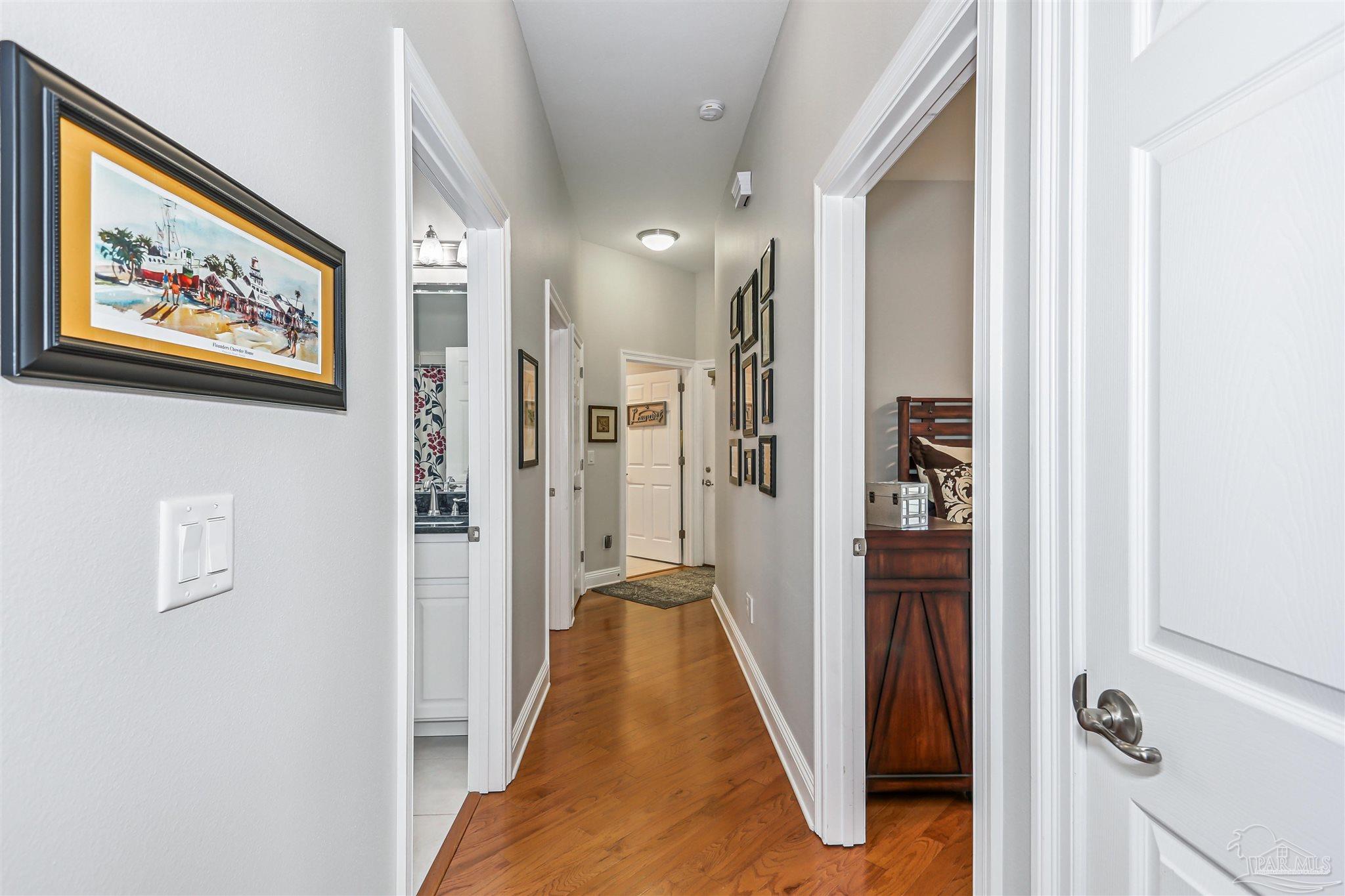 4090 Oak Pointe Dr