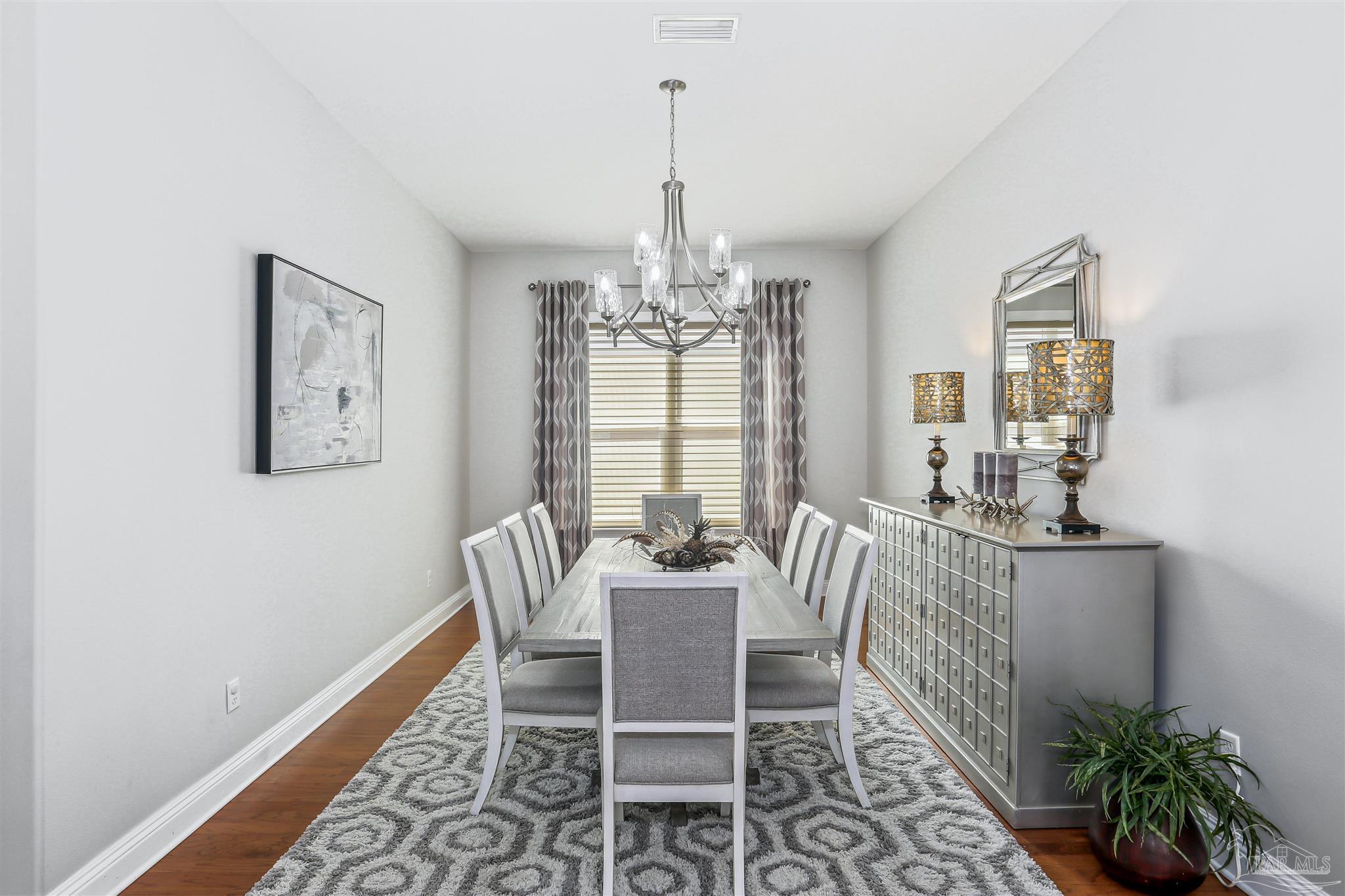 4090 Oak Pointe Dr