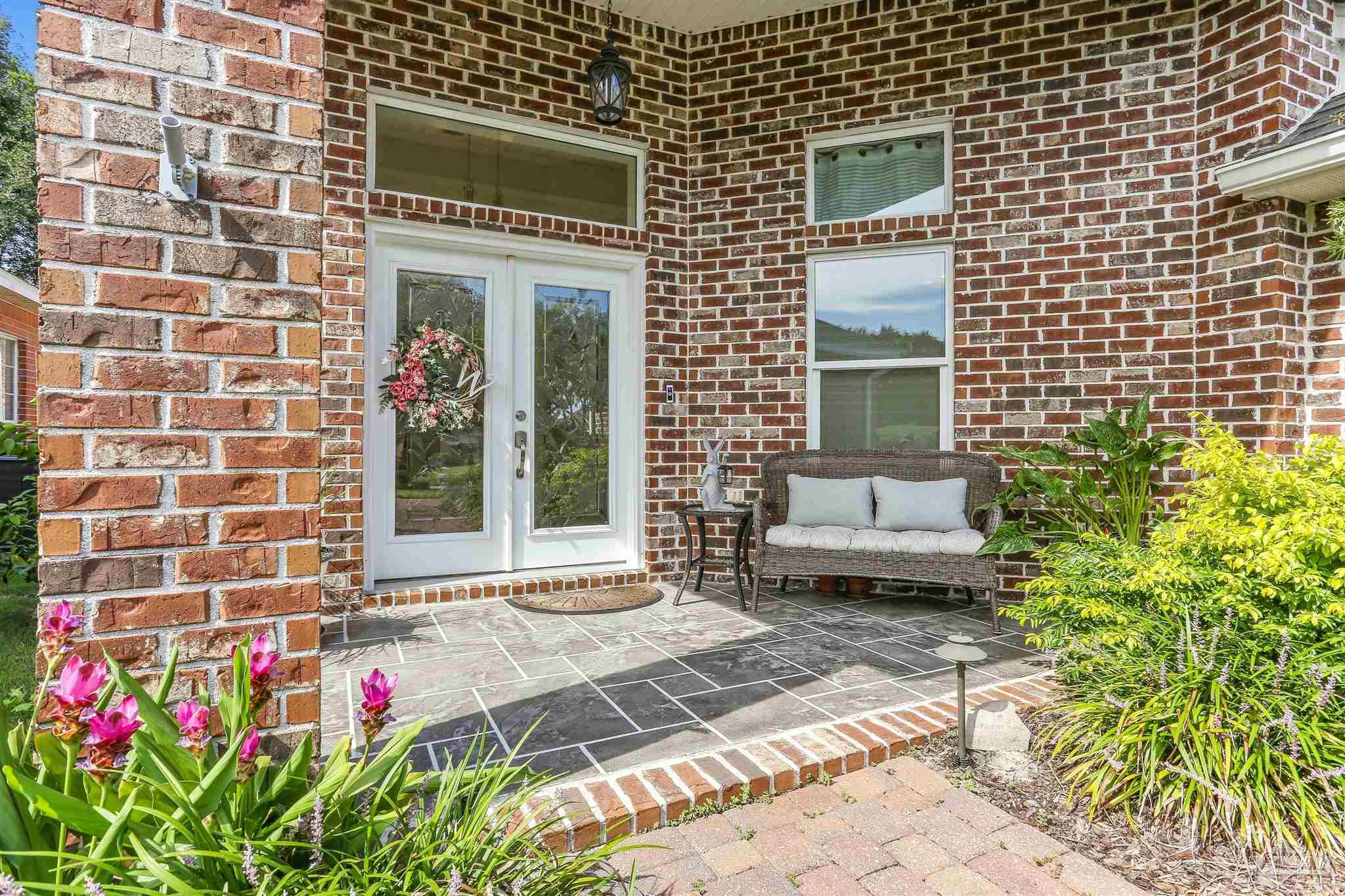 4090 Oak Pointe Dr