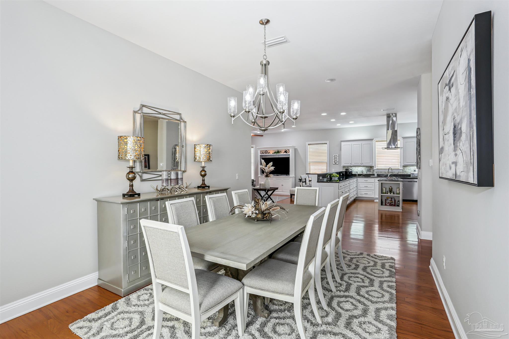 4090 Oak Pointe Dr