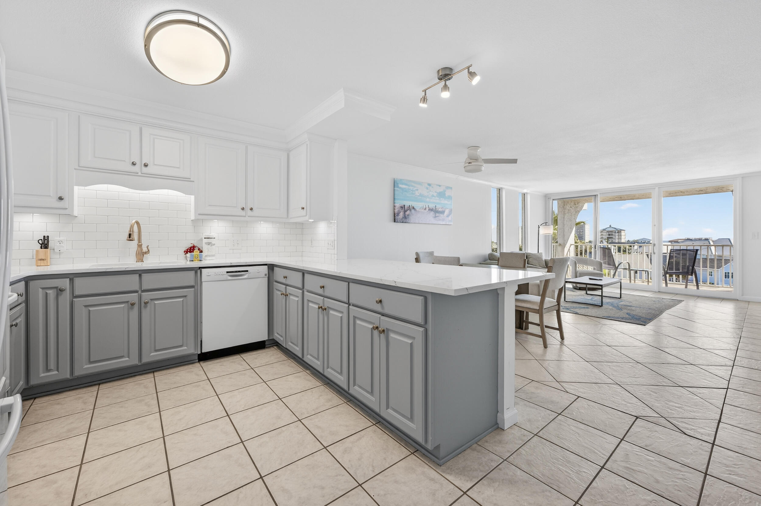 30 Moreno Point Road 502A