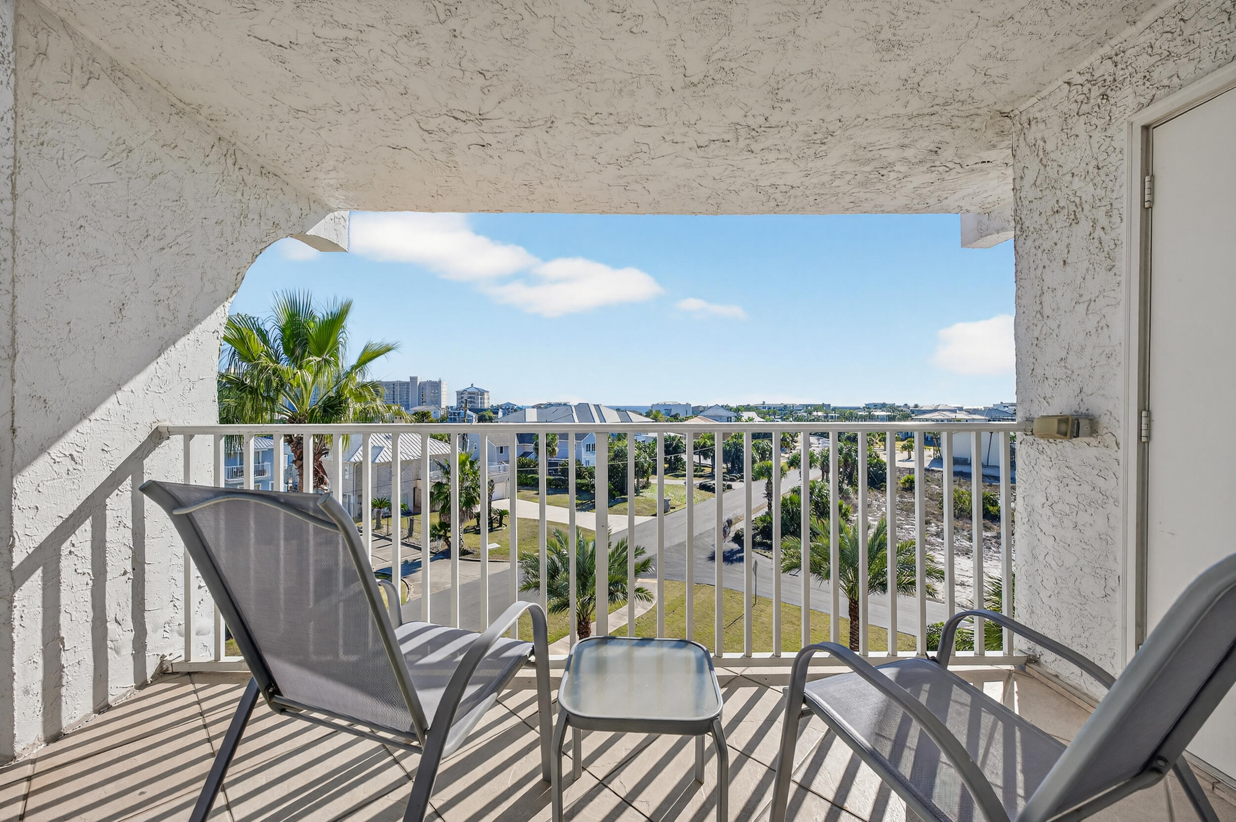 30 Moreno Point Road 502A