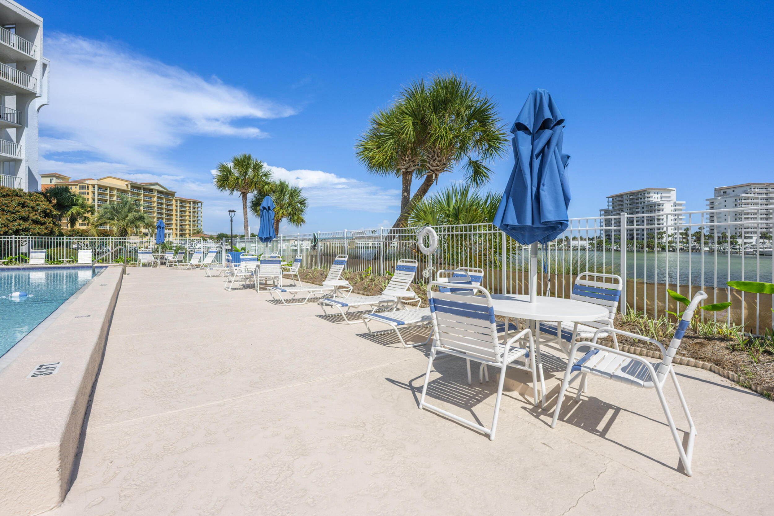 30 Moreno Point Road 502A
