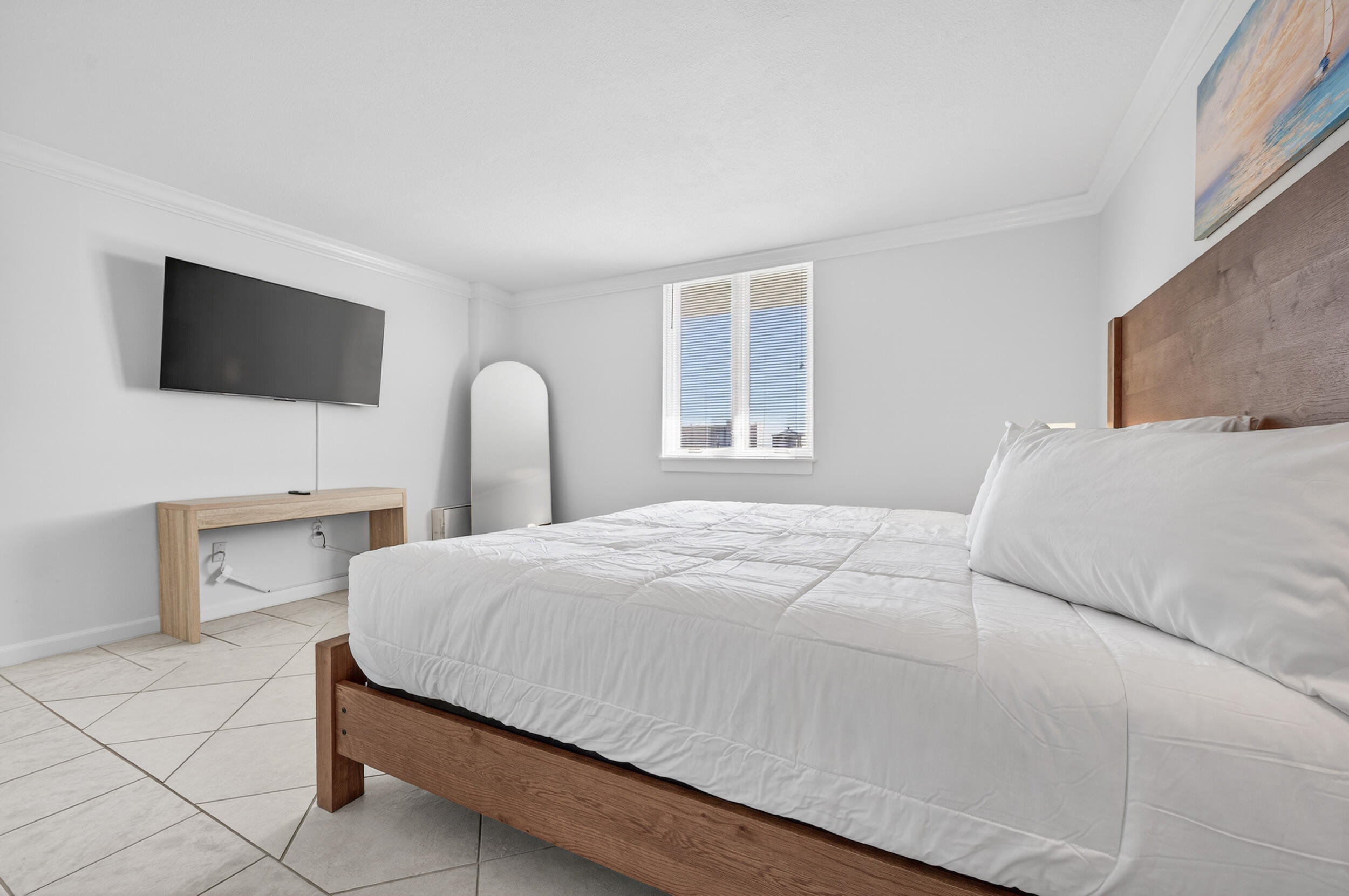 30 Moreno Point Road 502A