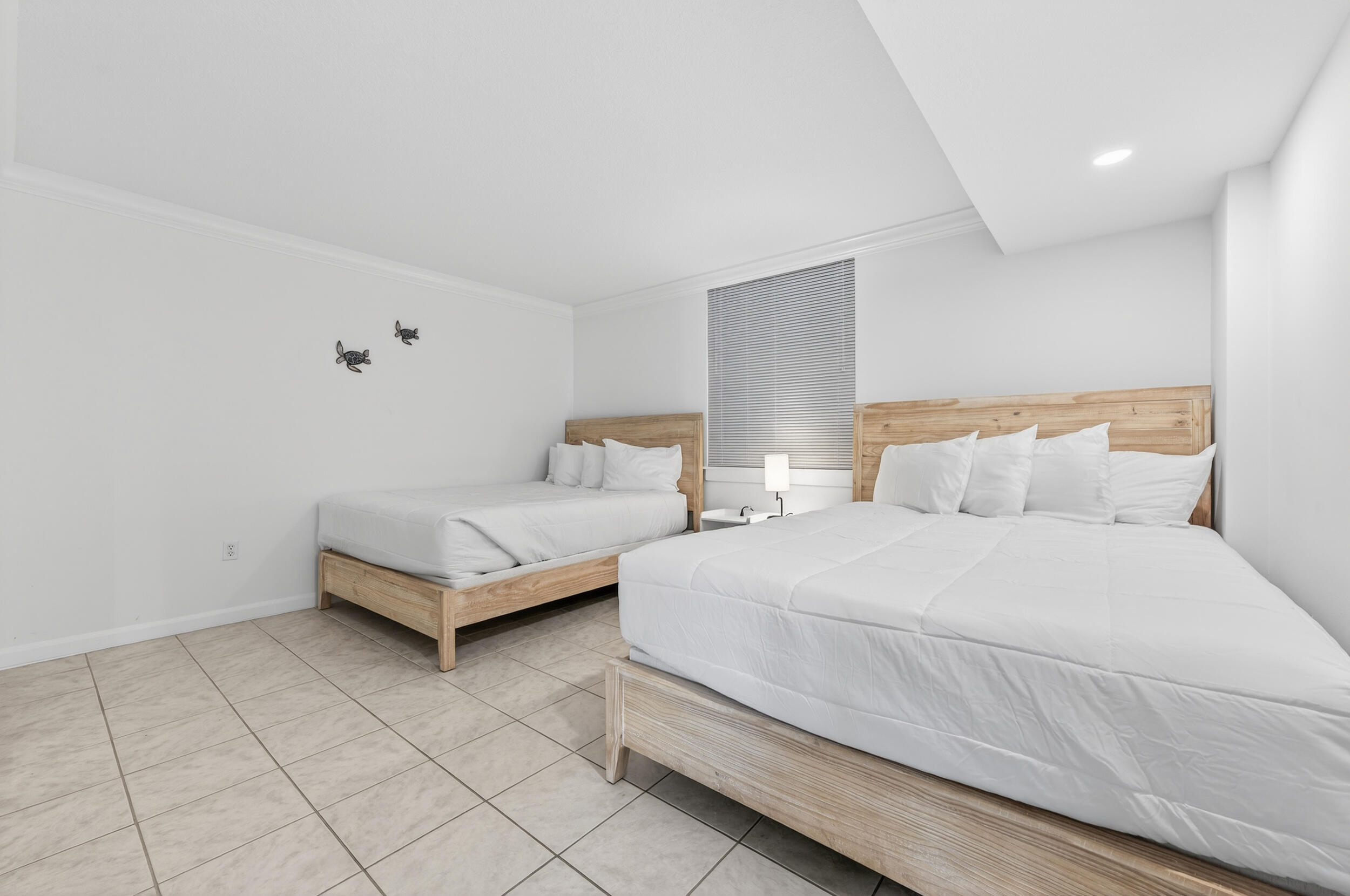 30 Moreno Point Road 502A