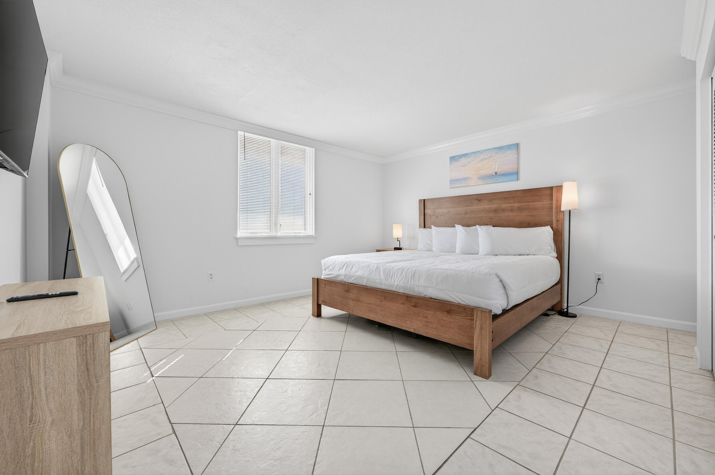 30 Moreno Point Road 502A