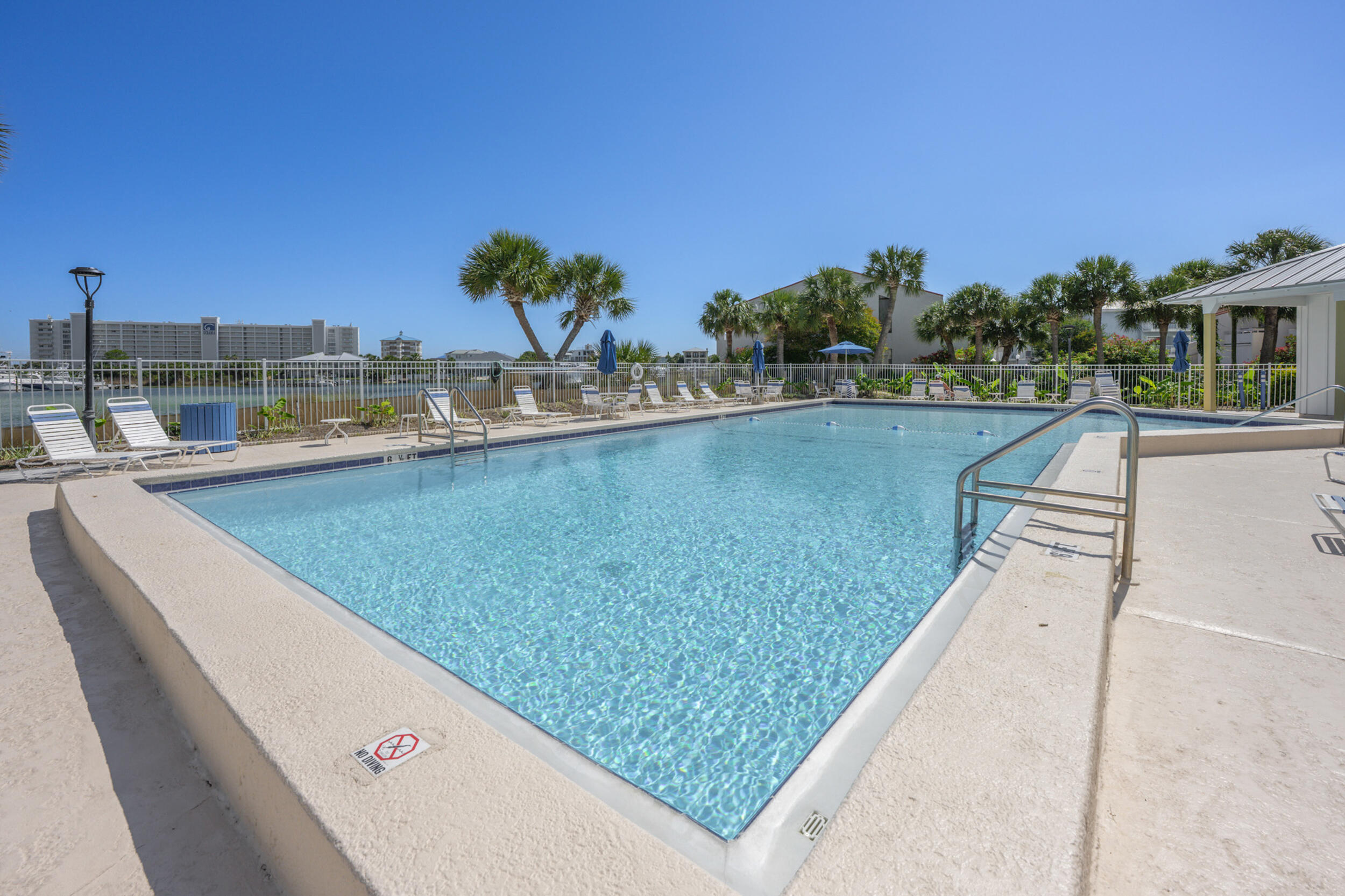 30 Moreno Point Road 502A