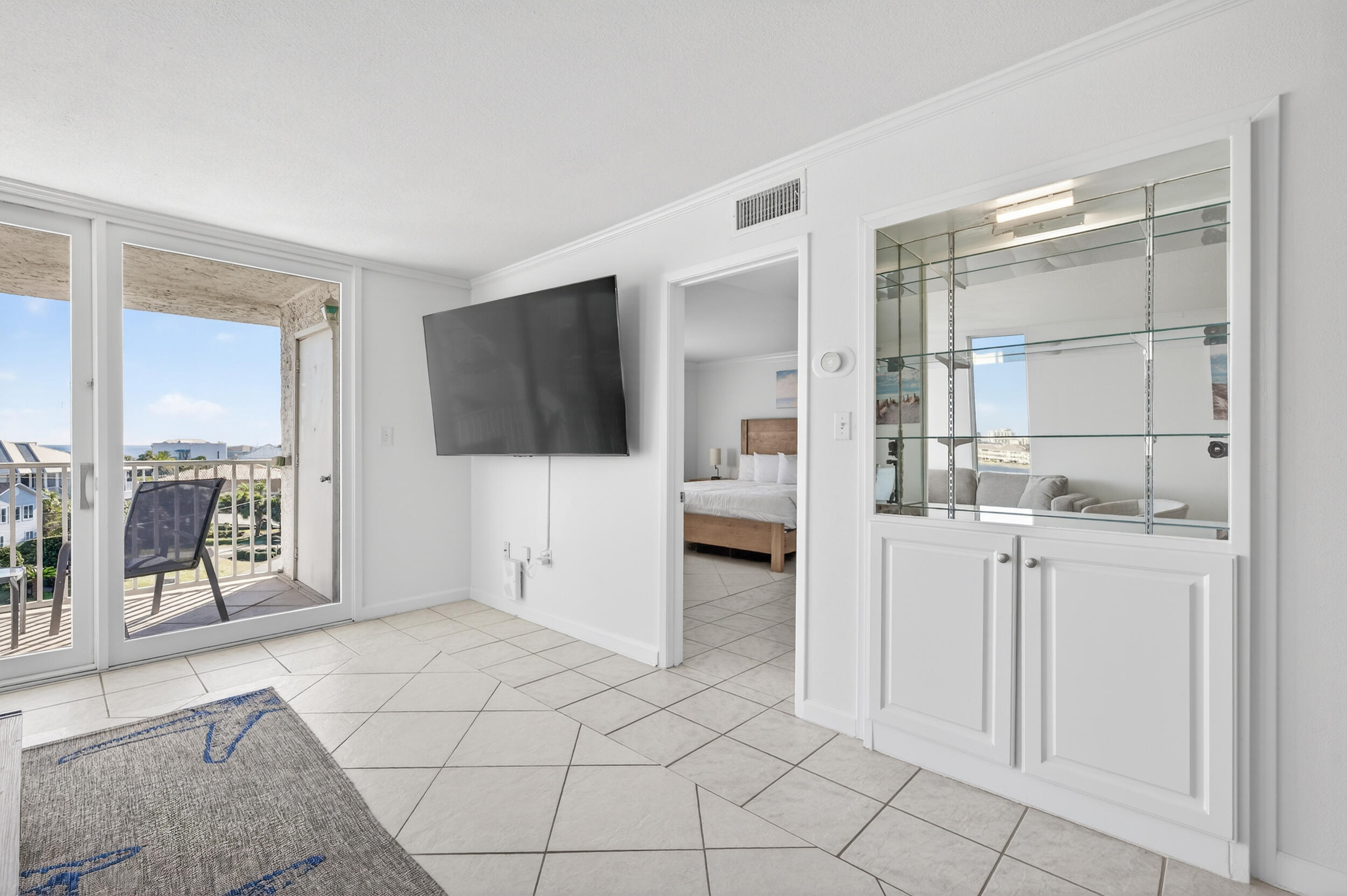 30 Moreno Point Road 502A