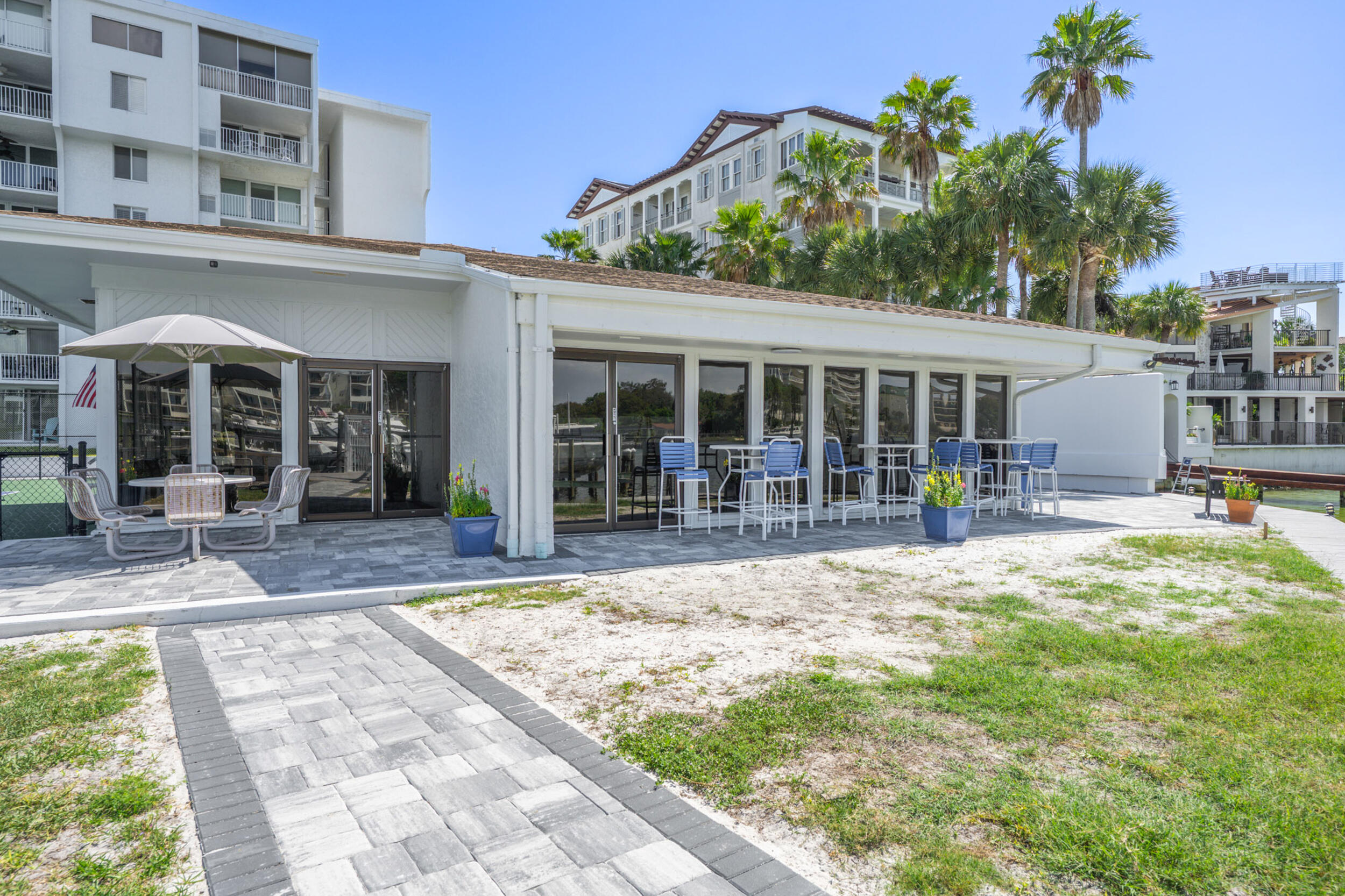 30 Moreno Point Road 502A