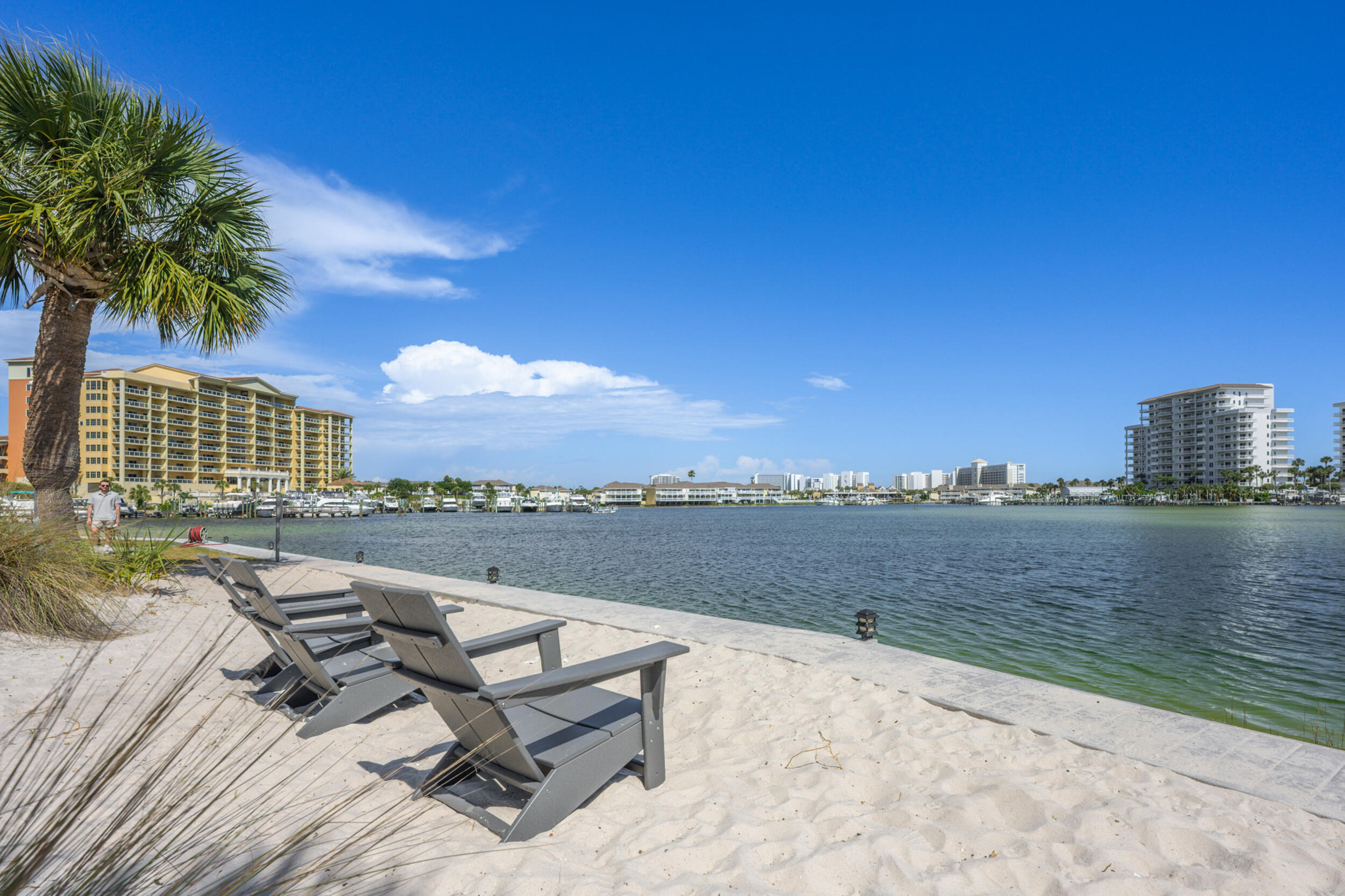 30 Moreno Point Road 502A