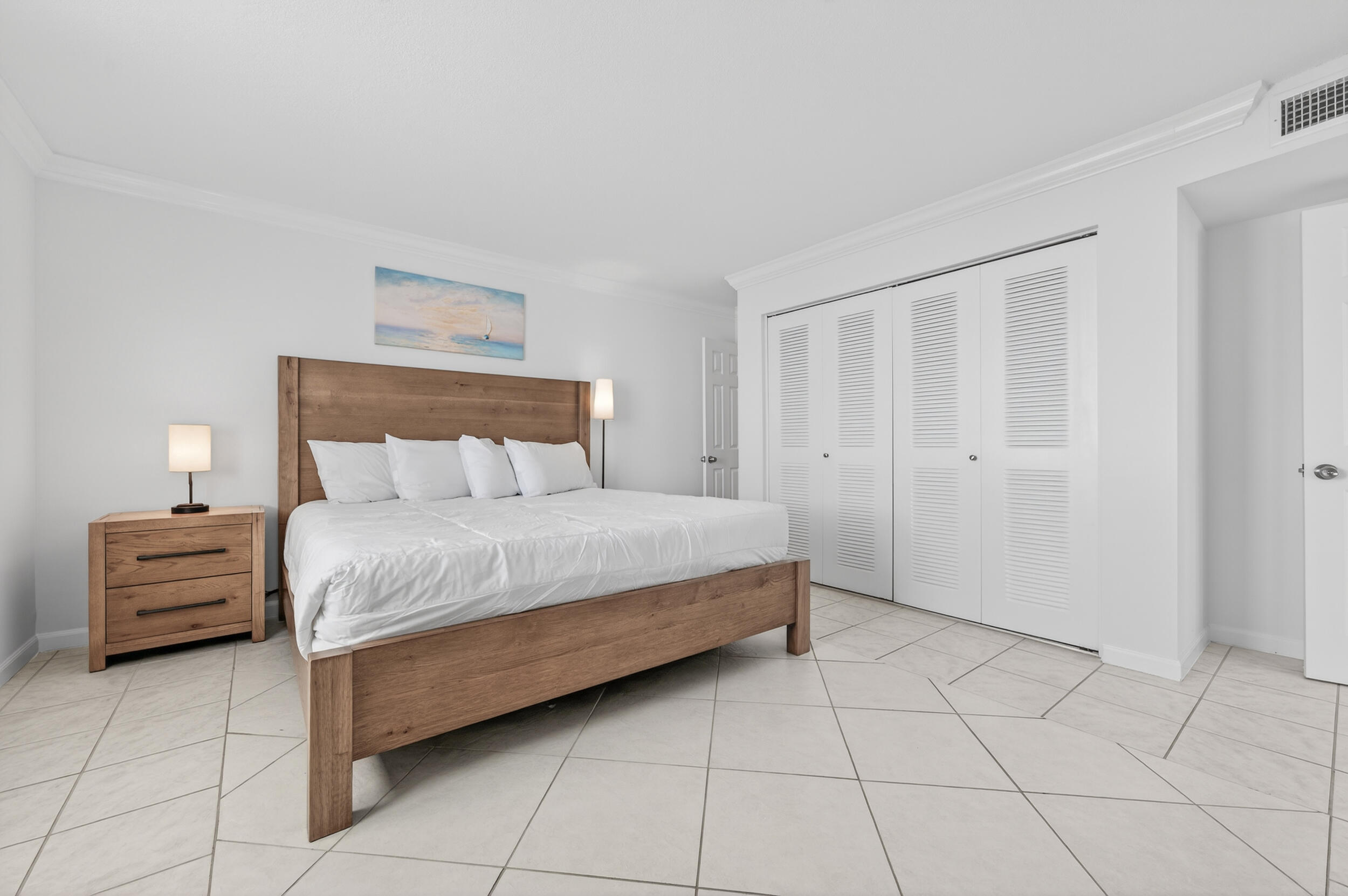 30 Moreno Point Road 502A