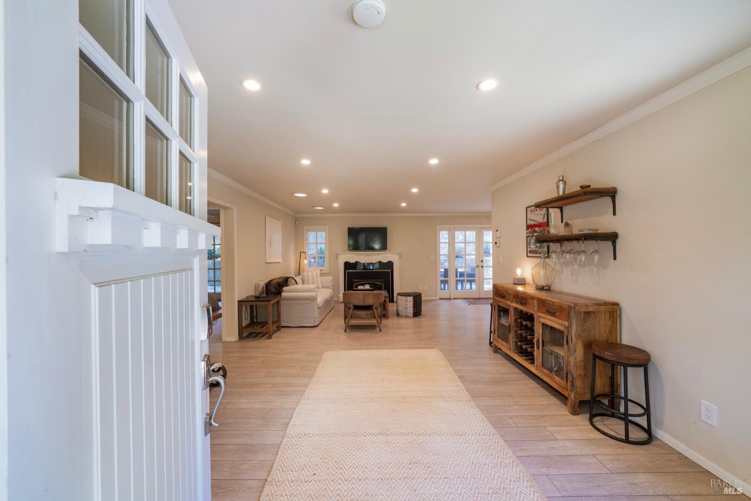 1607 Foothill Blvd