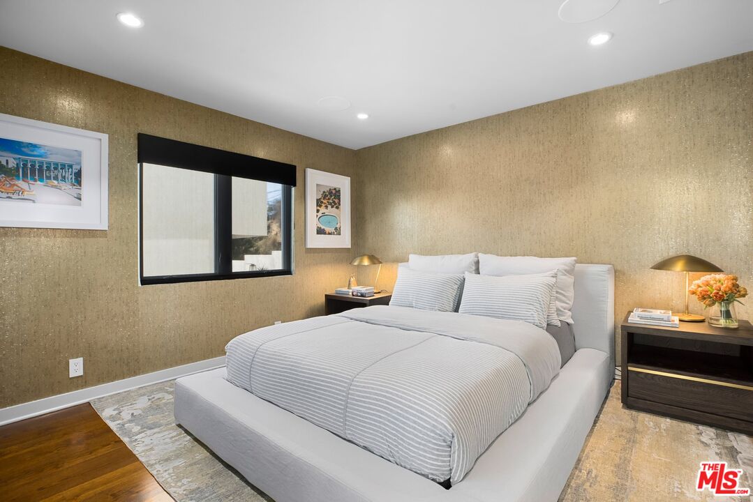 9318 Warbler Way