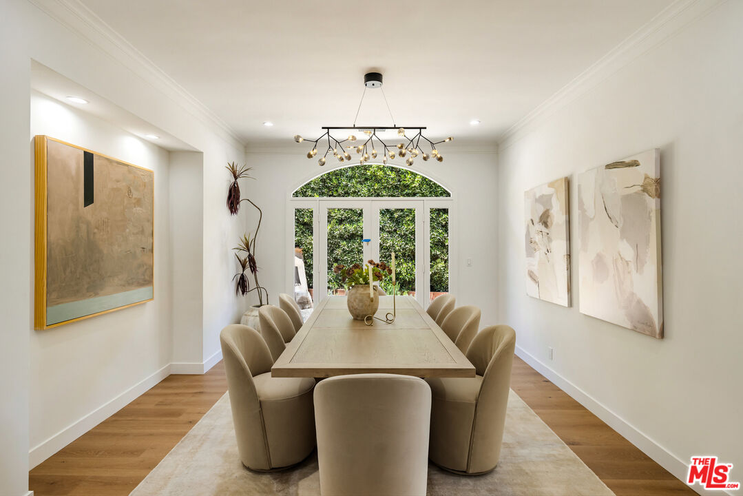 992 Napoli Dr