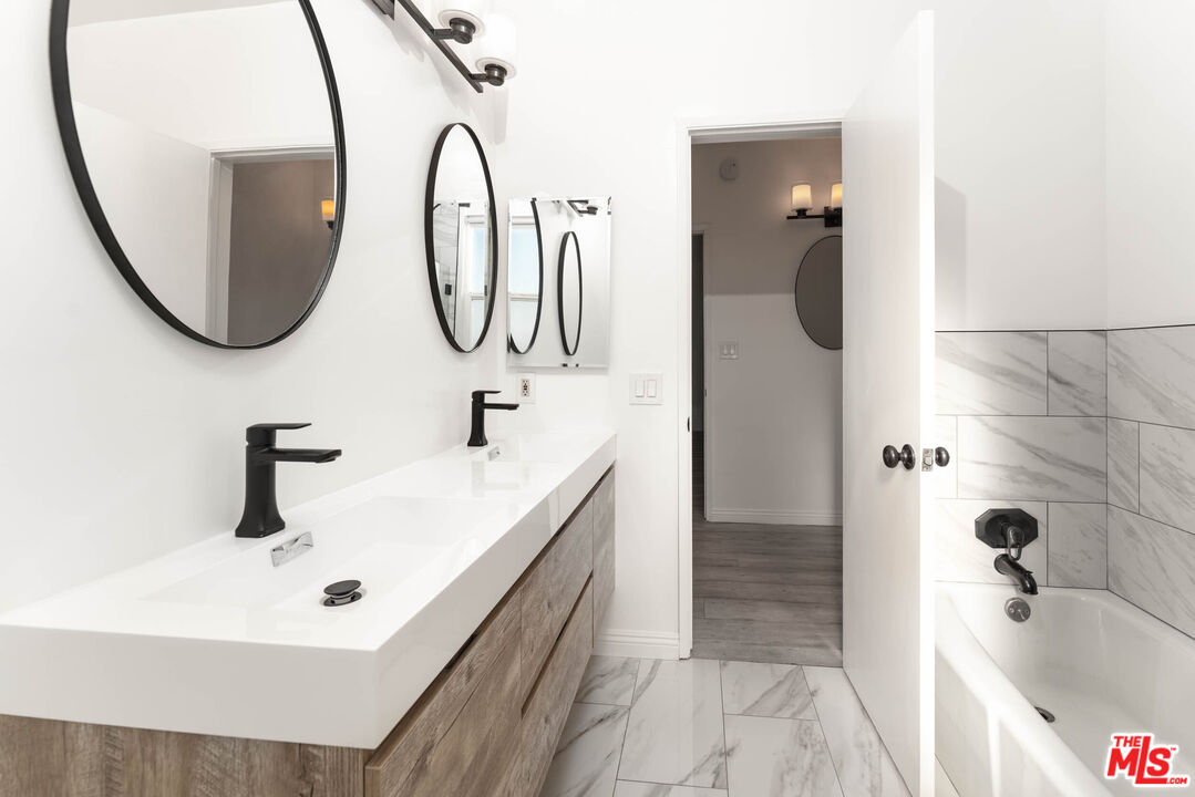 900 Euclid St Unit: 404