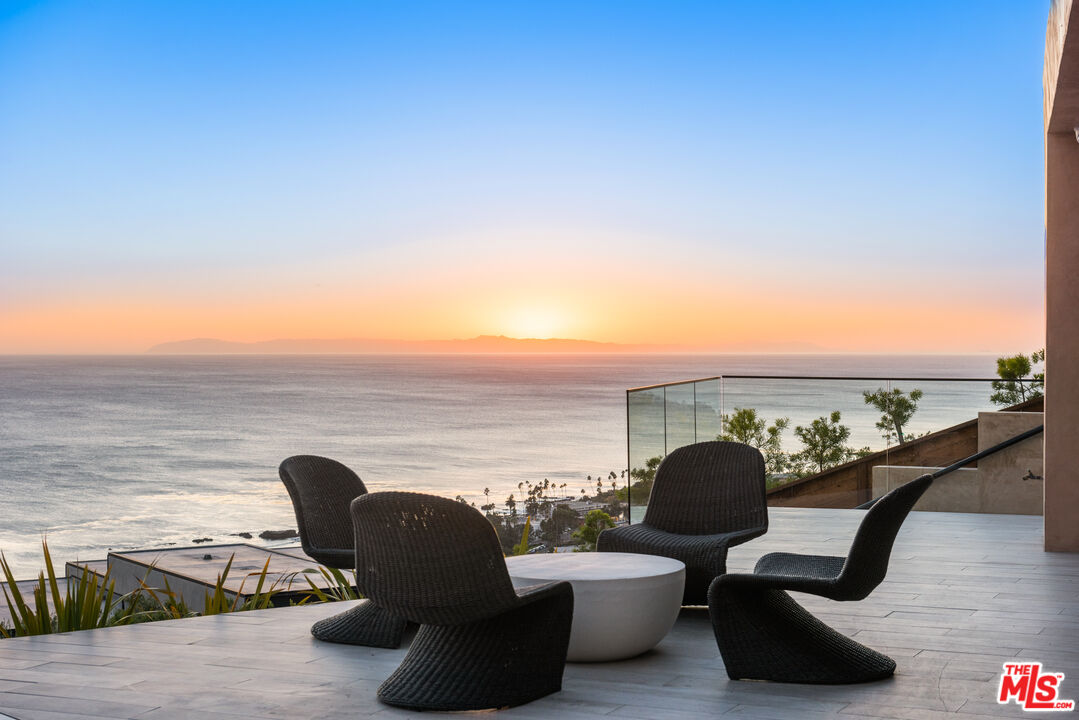 1218 Coronado Dr