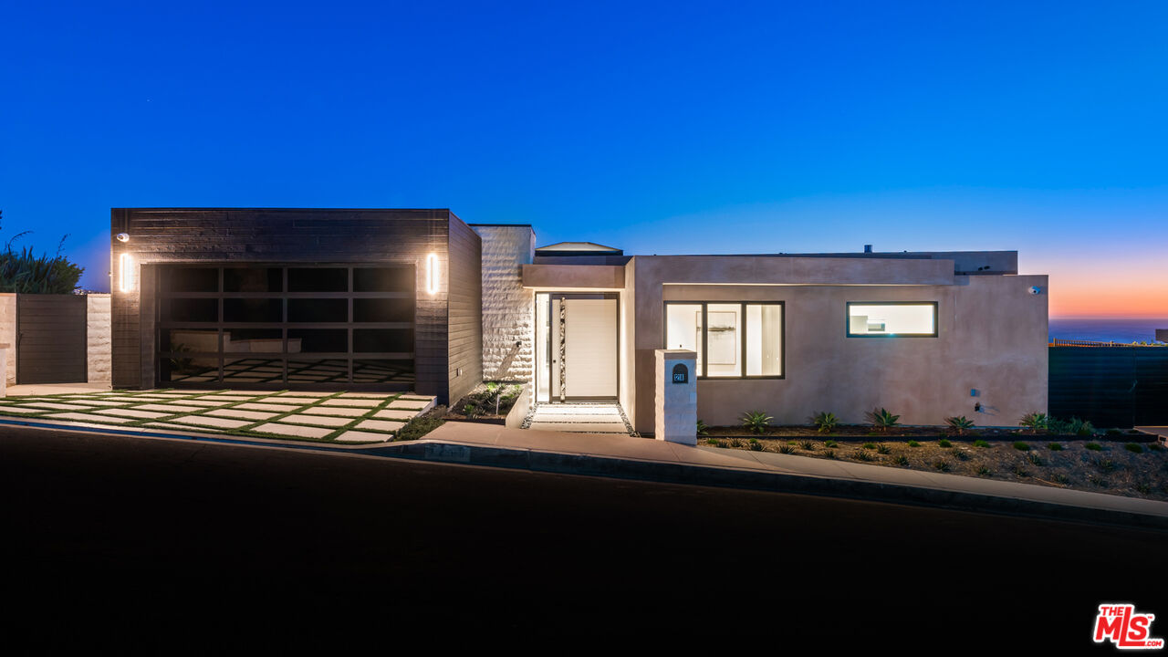 1218 Coronado Dr