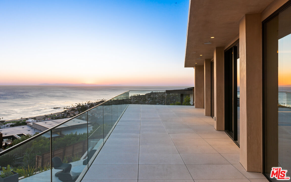 1218 Coronado Dr