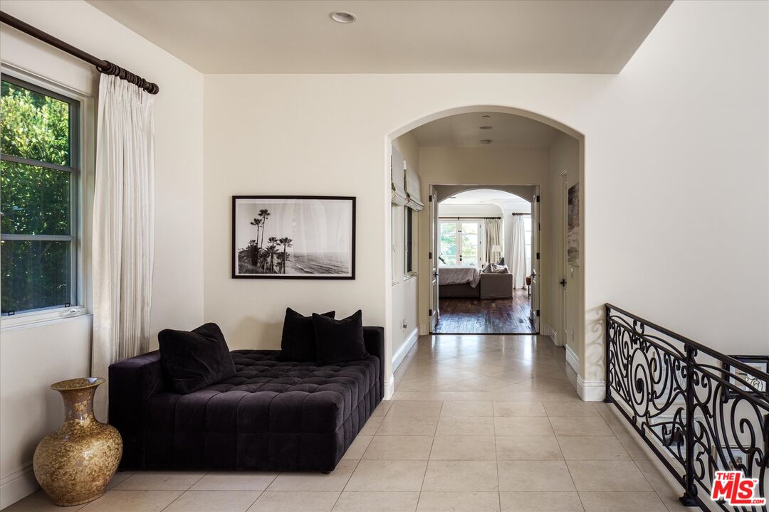 2481 Summitridge Dr