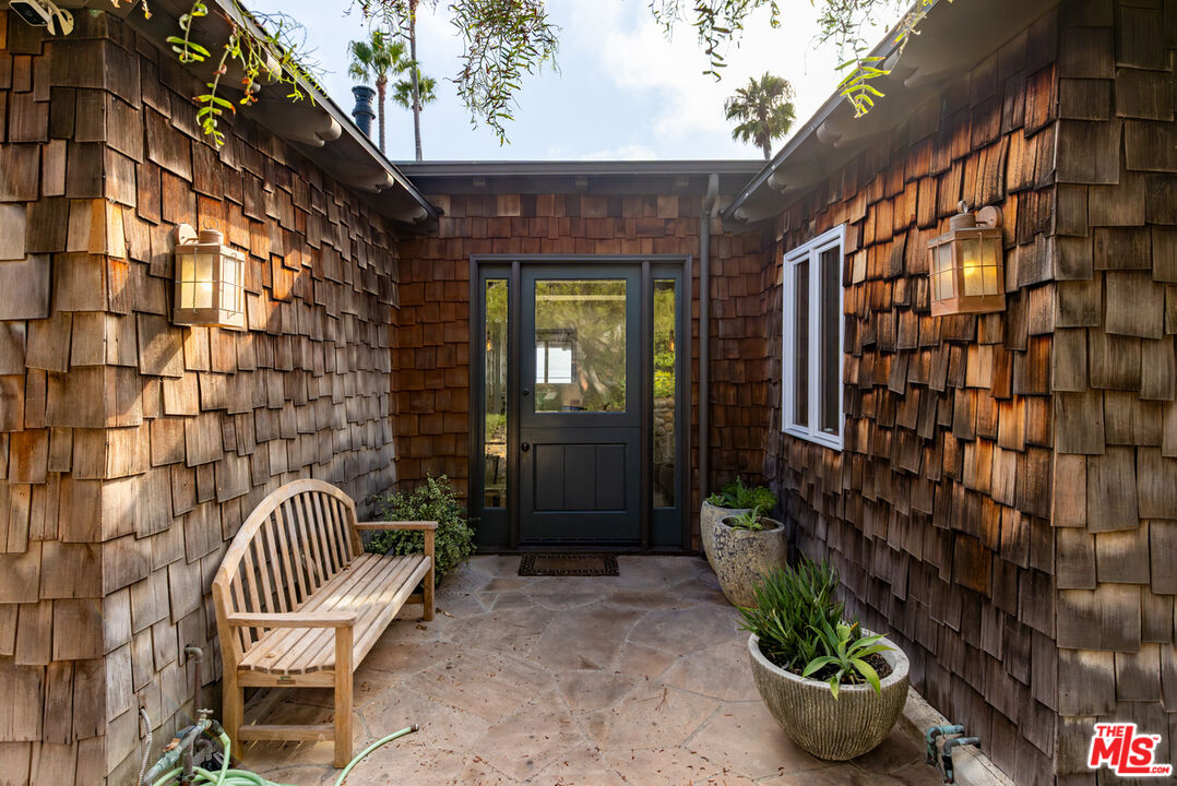 629 S Coast Hwy Unit: 627