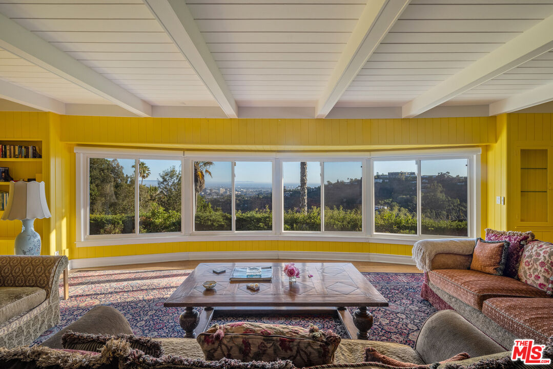 1005 Bel Air Ct