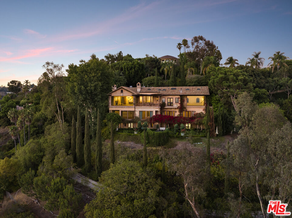 1005 Bel Air Ct