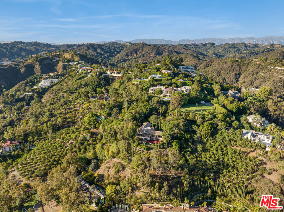 1005 Bel Air Ct