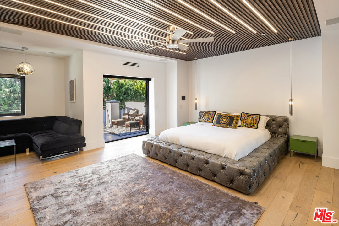 4965 Avenida Oriente