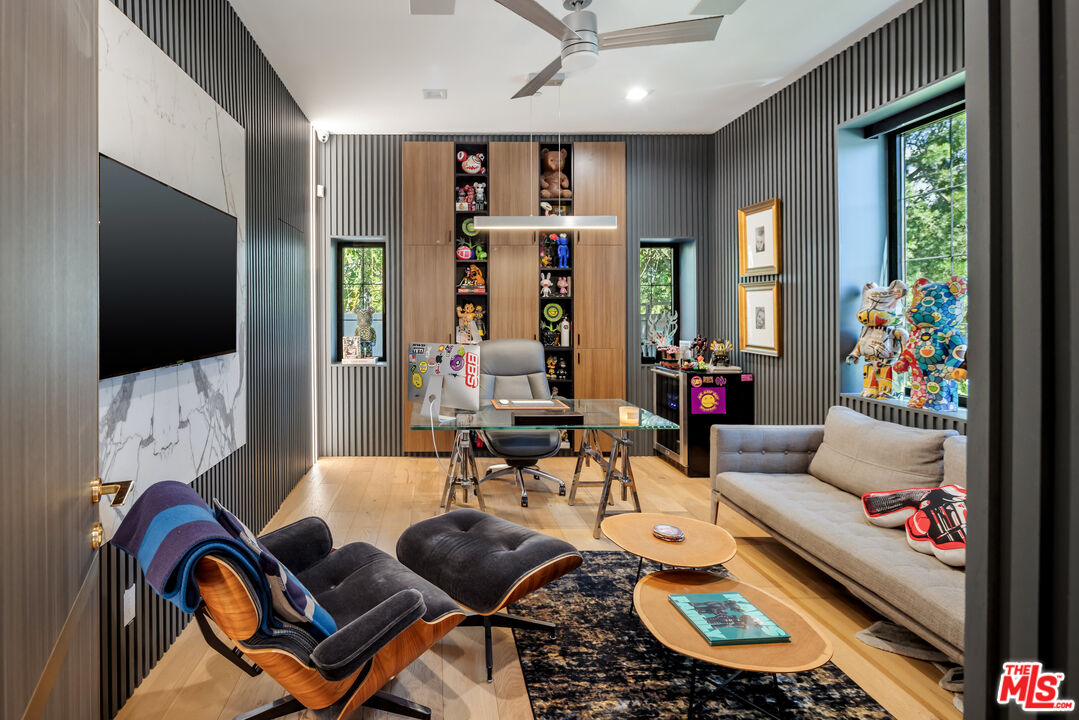 4965 Avenida Oriente