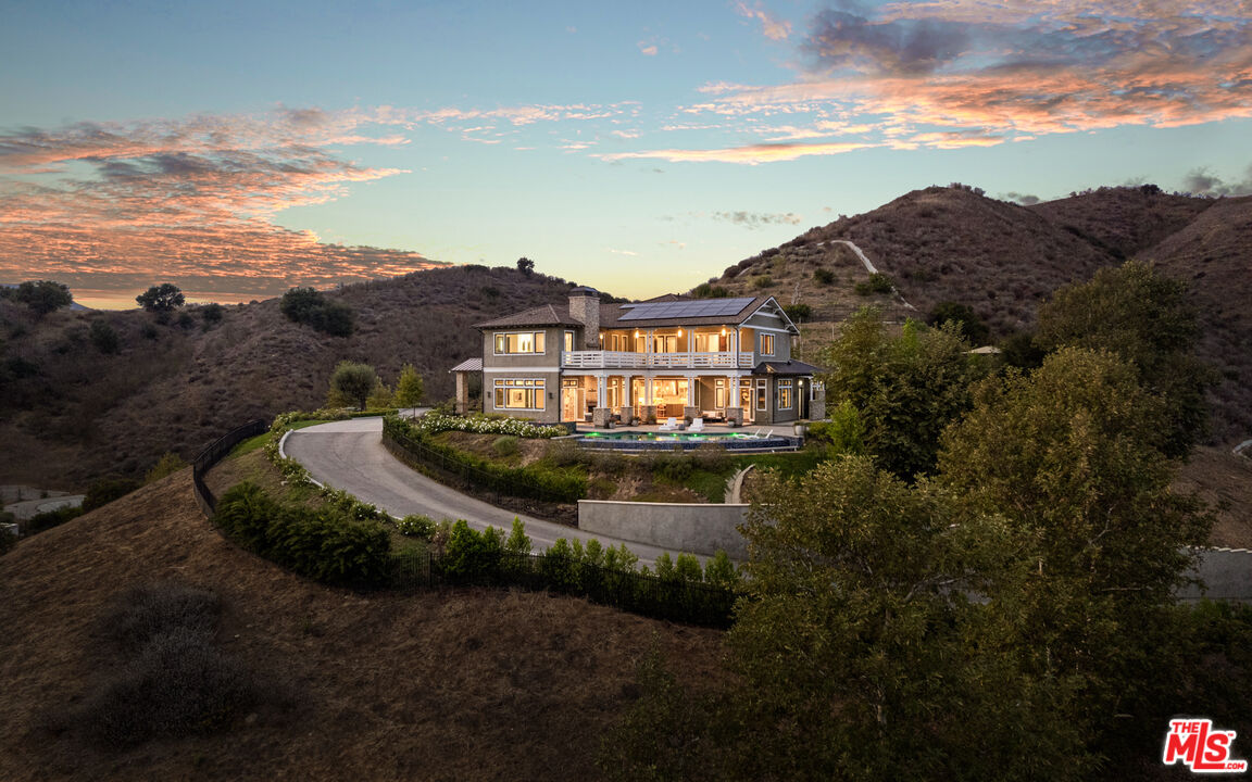 26767 Mulholland Hwy