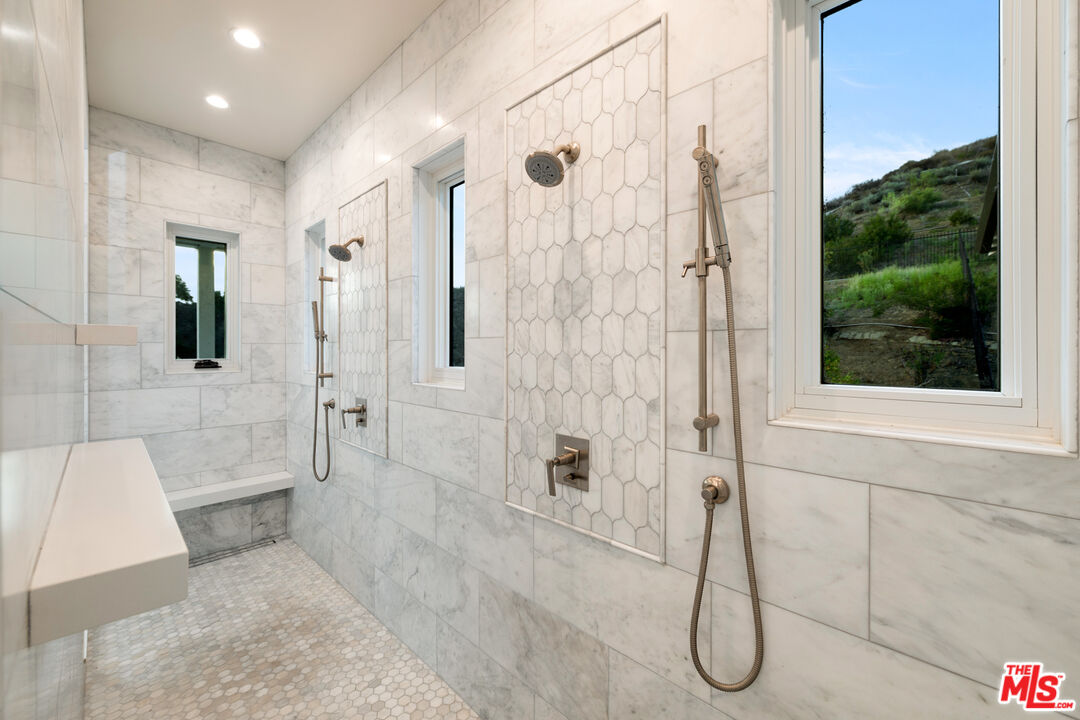 26767 Mulholland Hwy