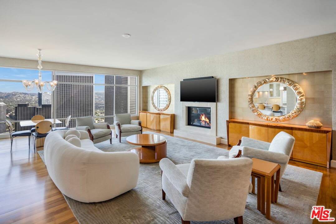 1 W Century Dr Unit: 34C