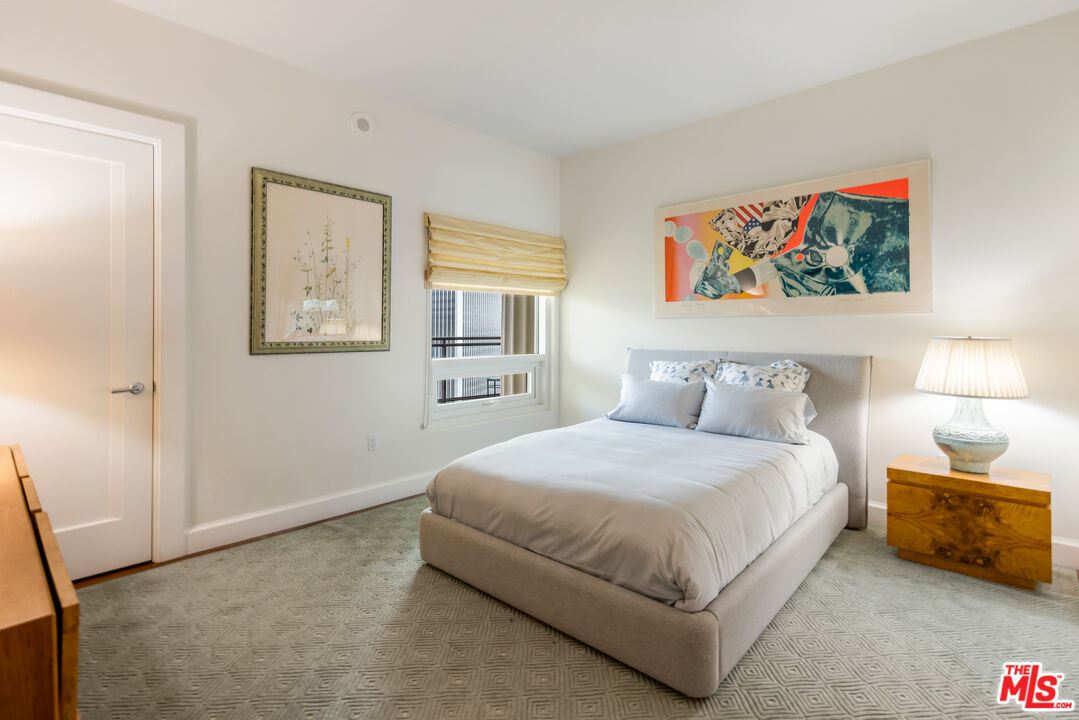 1 W Century Dr Unit: 34C