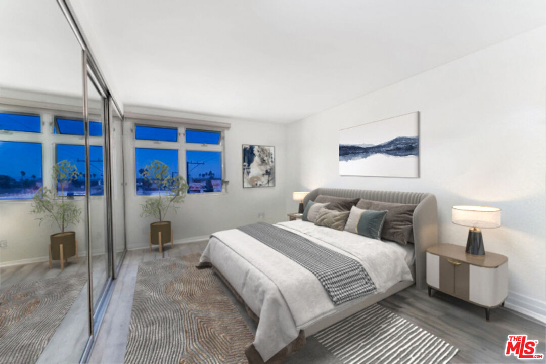 900 Euclid St Unit: 404