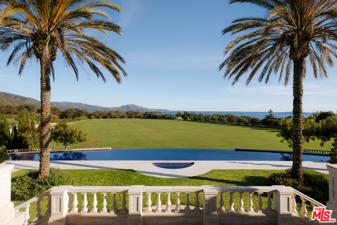 120 Montecito Ranch Ln