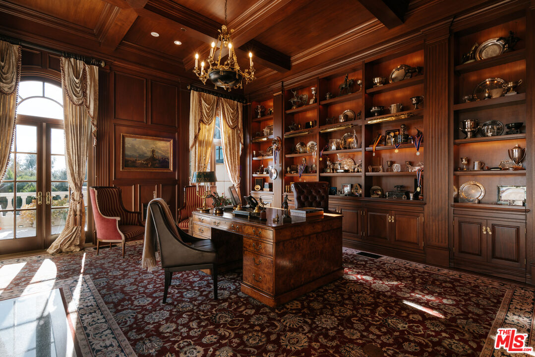 120 Montecito Ranch Ln