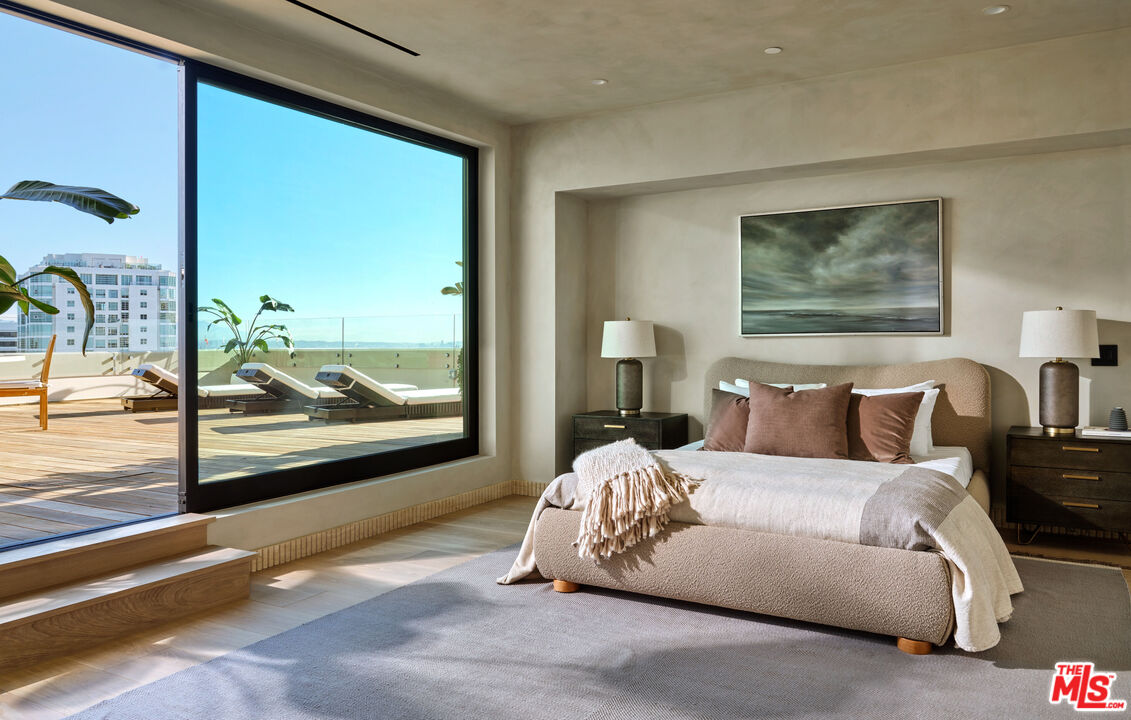 10445 Wilshire Blvd Unit: PH