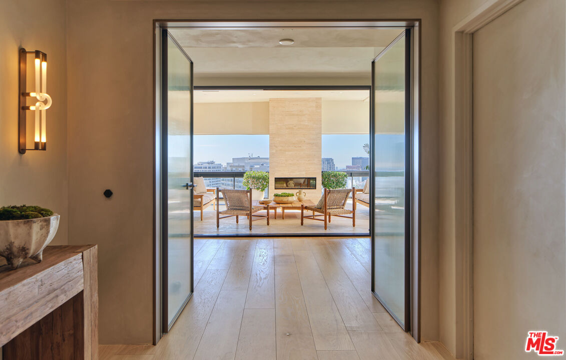 10445 Wilshire Blvd Unit: PH