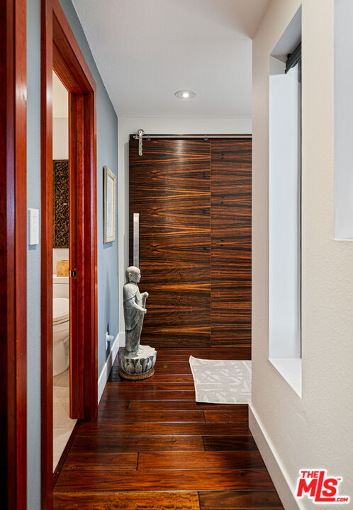 5677 Spreading Oak Dr