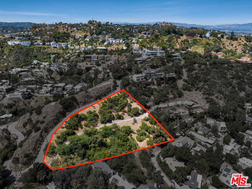 1858 Blue Heights Dr