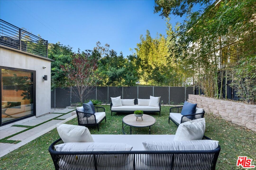 2016 Stanley Hills Dr