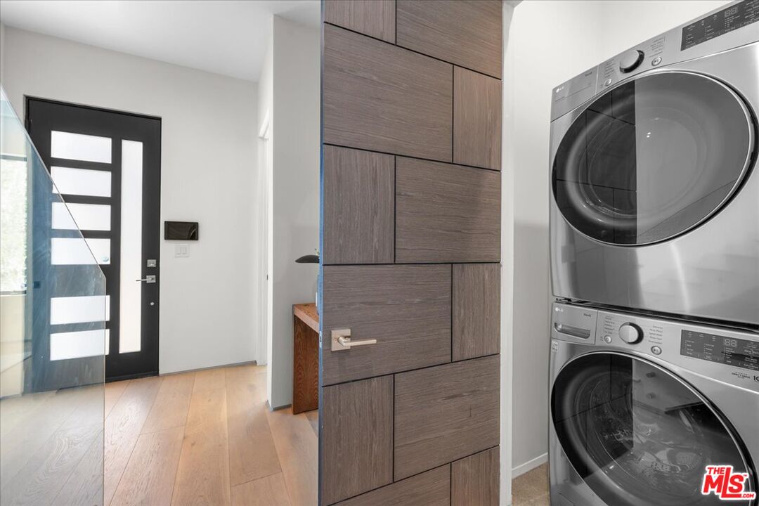 2016 Stanley Hills Dr