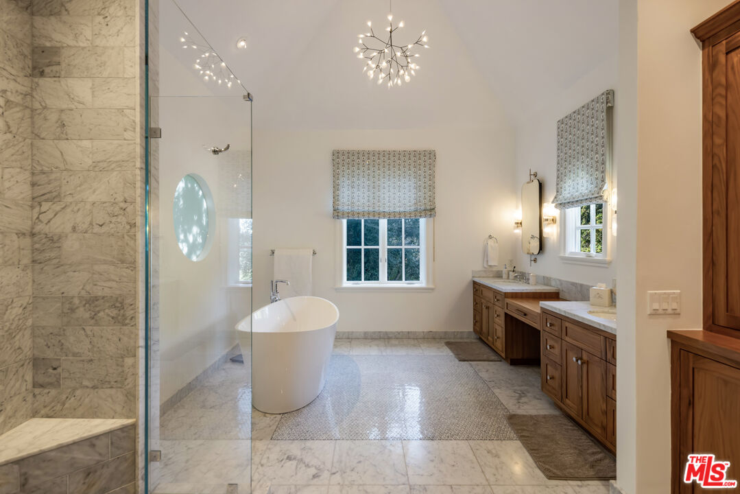 4155 Green Meadow Ct