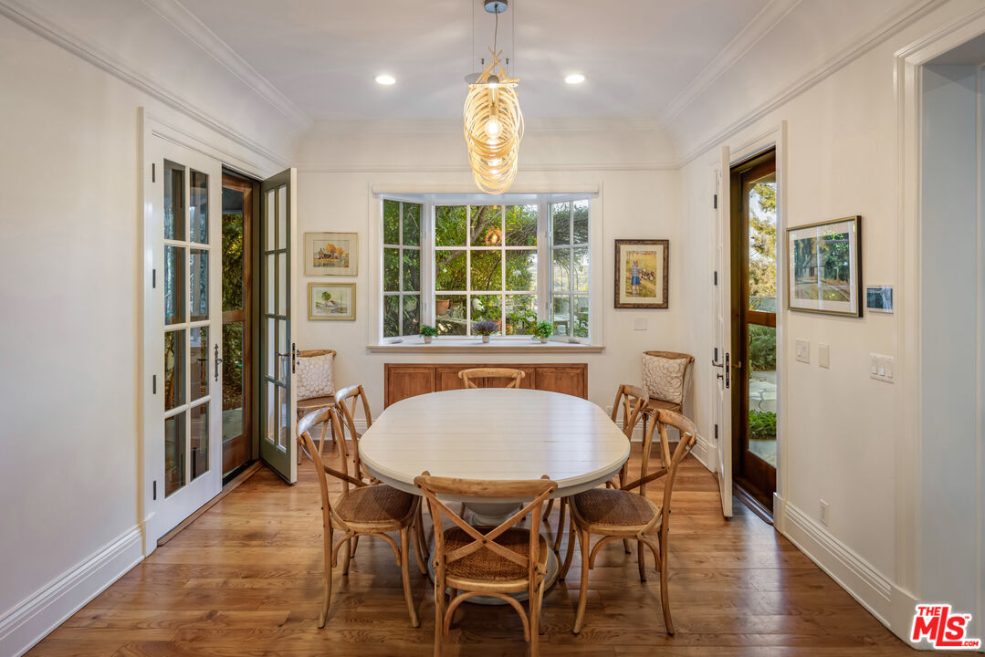 4155 Green Meadow Ct