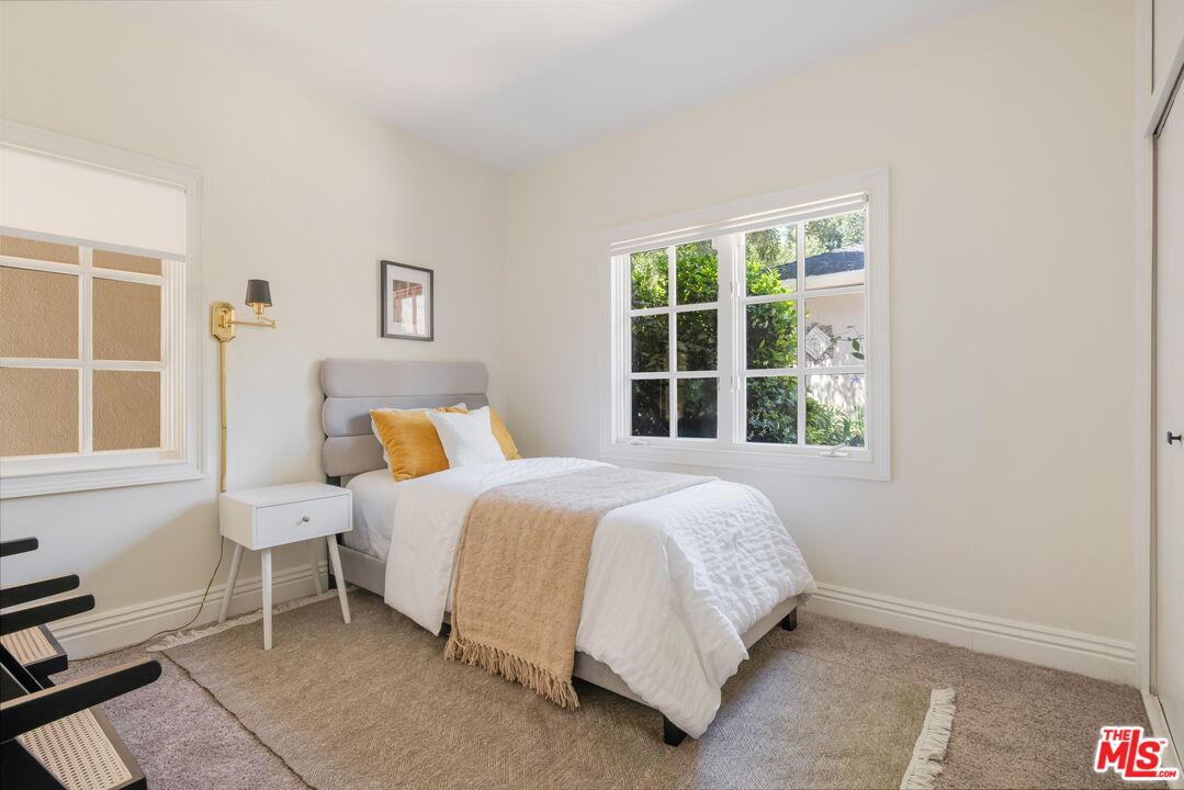 1165 Coldwater Canyon Dr