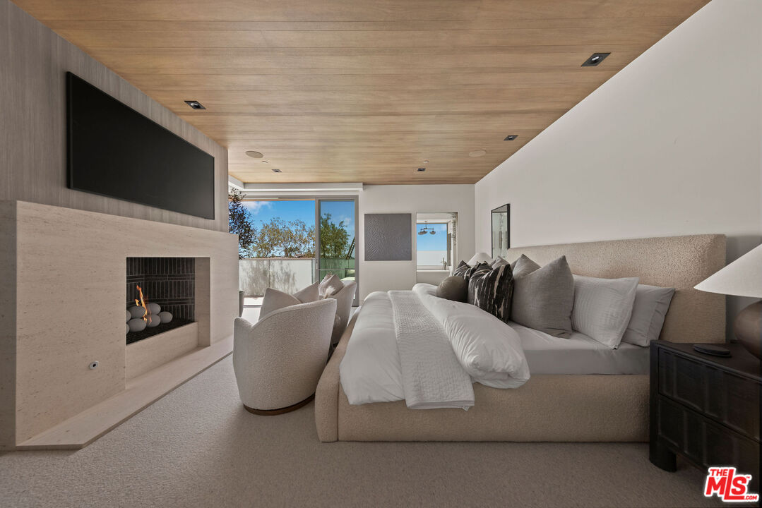 1399 Galaxy Dr